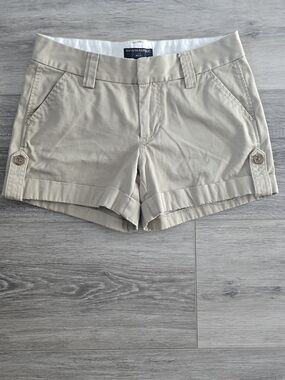 Banana Republic Petite (2P) Cuffed Shorts - Light Khaki